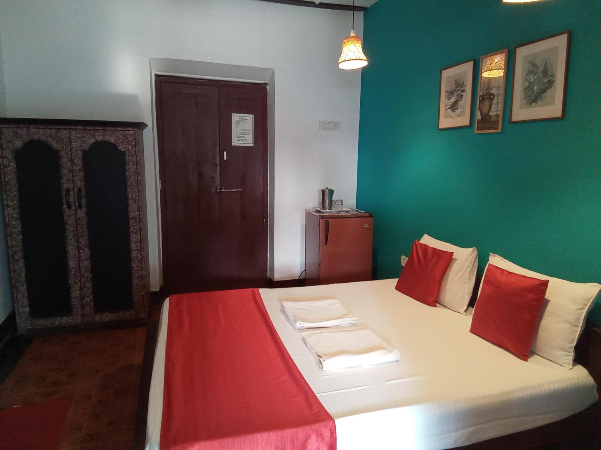 O Camarao Otel Calangute Dış mekan fotoğraf